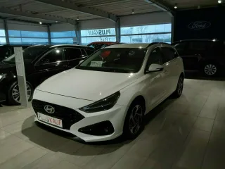 HYUNDAI i30 – Fahrzeugbild 3