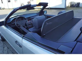 MERCEDES-BENZ E 220 – Fahrzeugbild 7