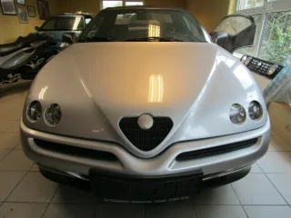 ALFA ROMEO Spider – Fahrzeugbild 3
