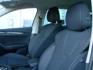 SKODA Octavia – Fahrzeugbild 13