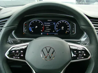 VW Tiguan – Fahrzeugbild 10