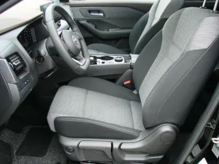NISSAN X-Trail – Fahrzeugbild 13