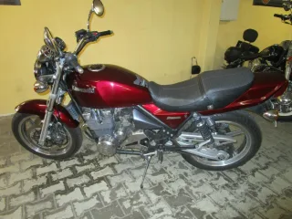 KAWASAKI ZR – Fahrzeugbild 2