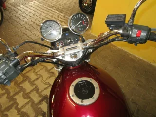 KAWASAKI ZR – Fahrzeugbild 7