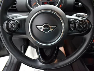 MINI One – Fahrzeugbild 8