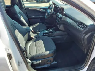 FORD KUGA – Fahrzeugbild 15