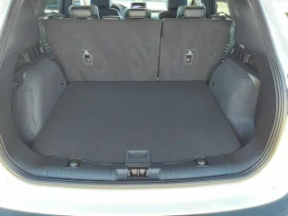 FORD KUGA – Fahrzeugbild 9