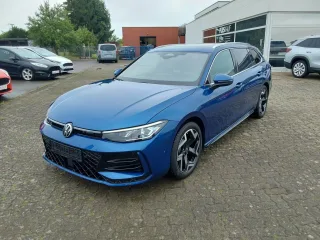 VW Passat – Fahrzeugbild 2