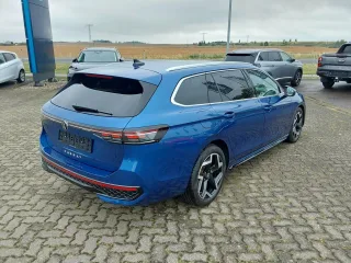 VW Passat – Fahrzeugbild 4