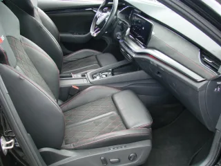 SKODA Octavia – Fahrzeugbild 14