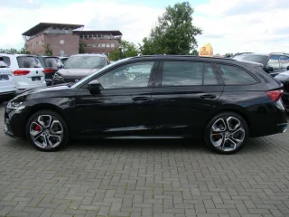 SKODA Octavia – Fahrzeugbild 6