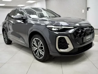 AUDI Q5 – Fahrzeugbild 14