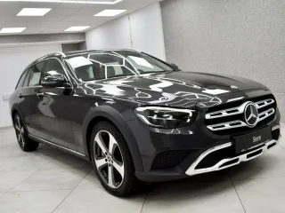 MERCEDES-BENZ E 400 – Fahrzeugbild 14
