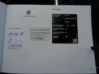 PORSCHE Panamera – Fahrzeugbild 12
