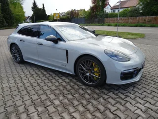 PORSCHE Panamera – Fahrzeugbild 2