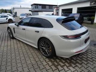 PORSCHE Panamera – Fahrzeugbild 4
