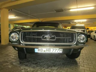 FORD Mustang – Fahrzeugbild 3