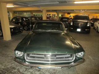 FORD Mustang – Fahrzeugbild 4