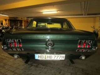 FORD Mustang – Fahrzeugbild 7