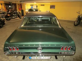FORD Mustang – Fahrzeugbild 8