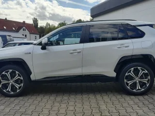 SUZUKI Across – Fahrzeugbild 11
