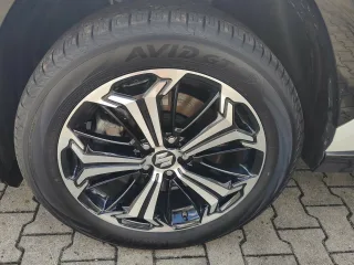 SUZUKI Across – Fahrzeugbild 3