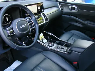 KIA Sorento – Fahrzeugbild 14