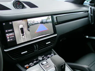 PORSCHE Cayenne – Fahrzeugbild 10