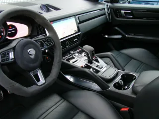 PORSCHE Cayenne – Fahrzeugbild 13