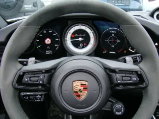 PORSCHE 992 – Fahrzeugbild 13