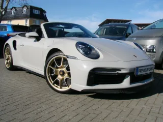 PORSCHE 992 – Fahrzeugbild 2
