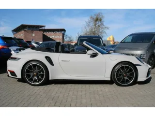PORSCHE 992 – Fahrzeugbild 6