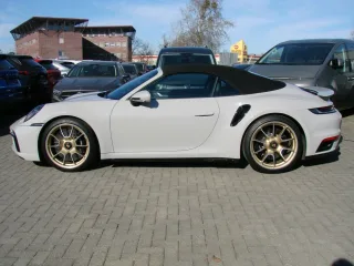 PORSCHE 992 – Fahrzeugbild 7
