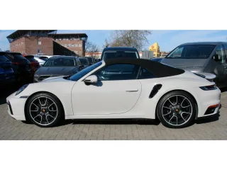 PORSCHE 992 – Fahrzeugbild 8