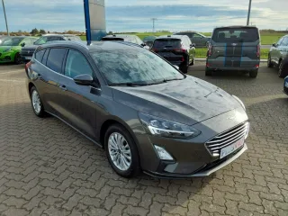FORD FOCUS – Fahrzeugbild 3