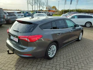 FORD FOCUS – Fahrzeugbild 4