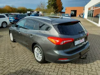 FORD FOCUS – Fahrzeugbild 5
