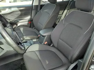 FORD FOCUS – Fahrzeugbild 6