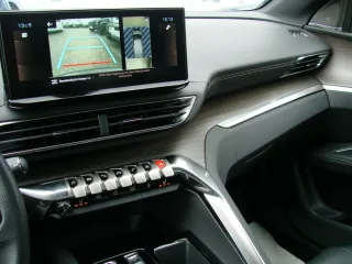 PEUGEOT 5008 – Fahrzeugbild 10