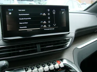 PEUGEOT 5008 – Fahrzeugbild 13
