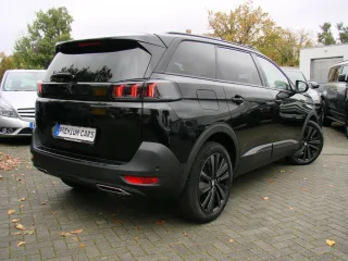 PEUGEOT 5008 – Fahrzeugbild 3