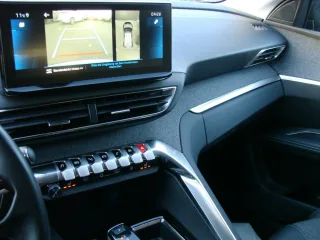 PEUGEOT 5008 – Fahrzeugbild 13