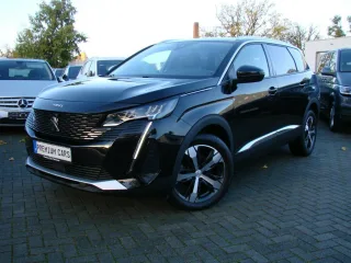 PEUGEOT 5008 – Fahrzeugbild 2