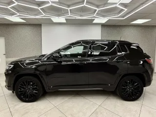 JEEP Compass – Fahrzeugbild 3
