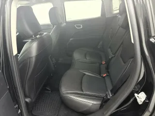 JEEP Compass – Fahrzeugbild 6