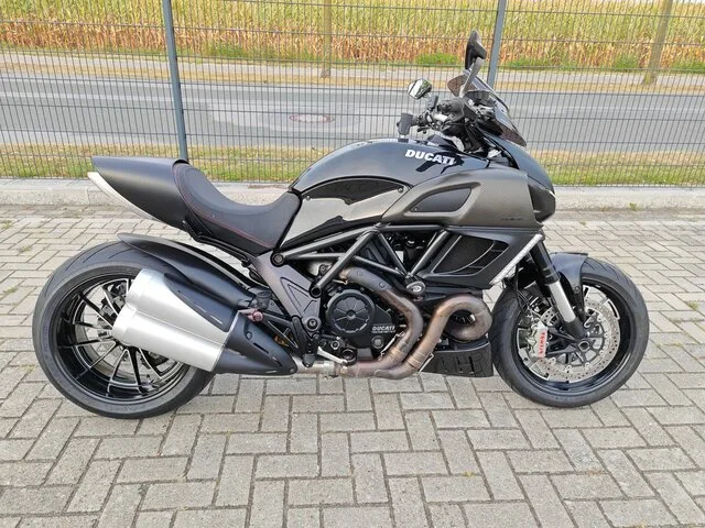 DUCATI DIAVEL gebraucht kaufen