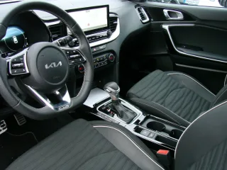 KIA Ceed – Fahrzeugbild 14