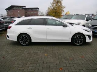 KIA Ceed – Fahrzeugbild 4