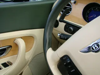 BENTLEY Continental – Fahrzeugbild 9