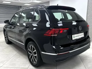 VW Tiguan – Fahrzeugbild 4